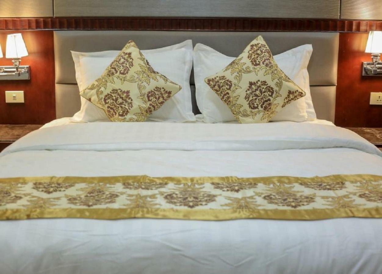 The 40Th Pearl Hotel Suites Dzsidda Kültér fotó