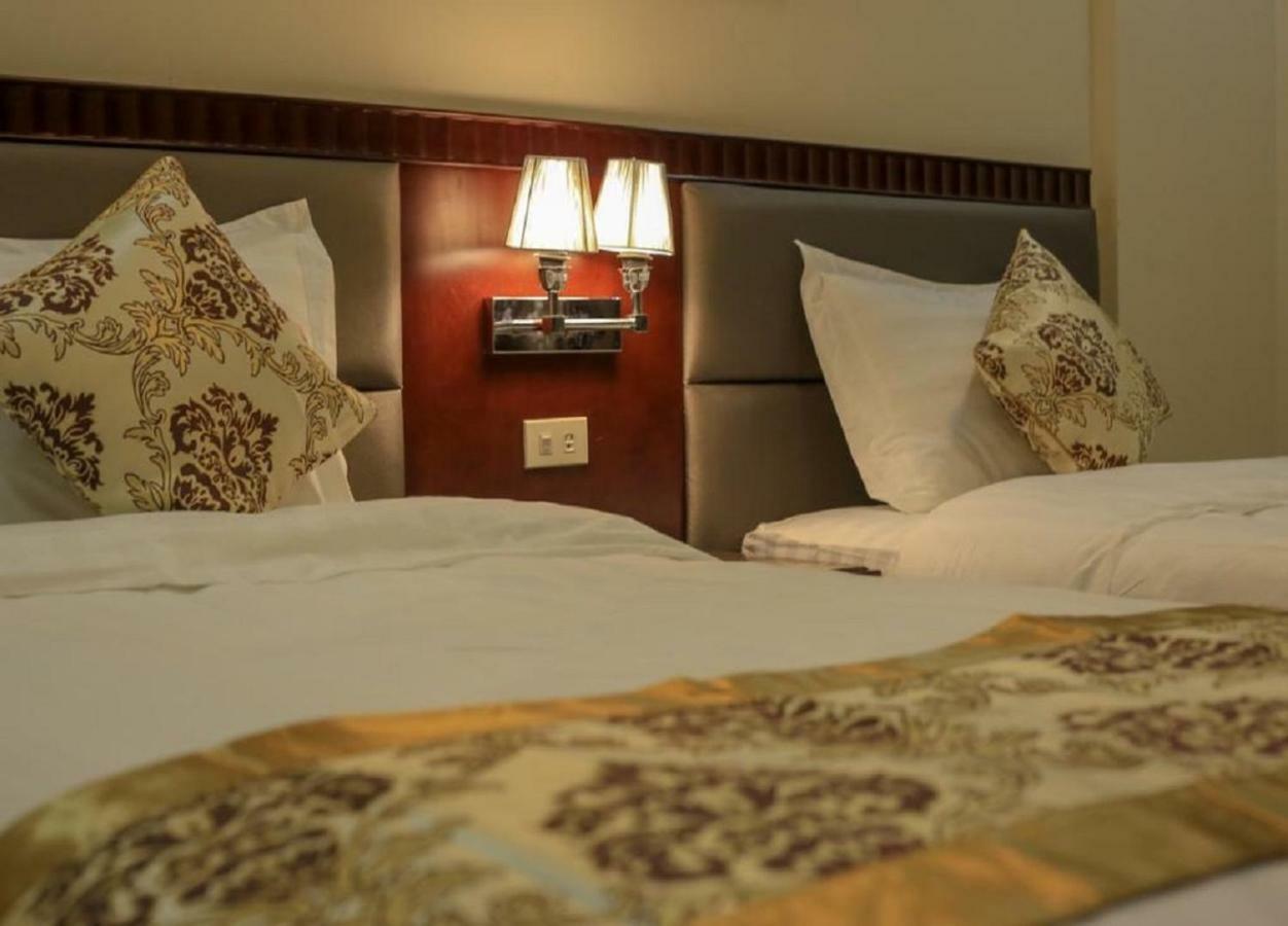 The 40Th Pearl Hotel Suites Dzsidda Kültér fotó